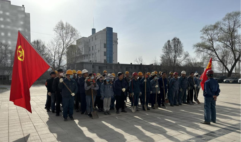 物產(chǎn)工投公司基層黨支部和公司團(tuán)支部聯(lián)合開展&ldquo;共筑家園 正植有你&rdquo;主題黨日、團(tuán)日活動