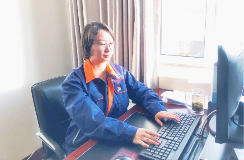 省物產(chǎn)集團(tuán)黨務(wù)工作者、先進(jìn)模范持續(xù)熱議黨的二十大精神（二）