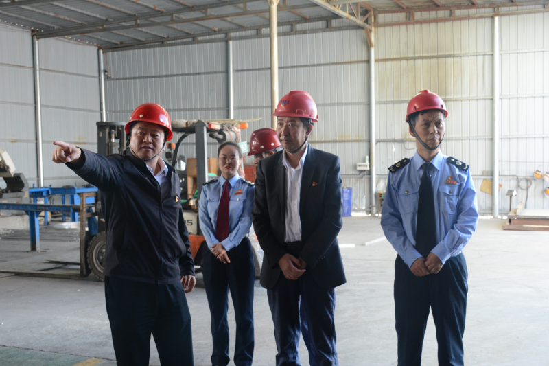 西寧市稅務(wù)局黨委書記、局長(zhǎng)劉興華蒞臨 青海物產(chǎn)工業(yè)投資有限公司調(diào)研