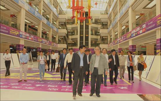 副省長(zhǎng)王黎明一行視察朝陽(yáng)物流園區(qū)，臨空經(jīng)濟(jì)開(kāi)發(fā)區(qū)工作