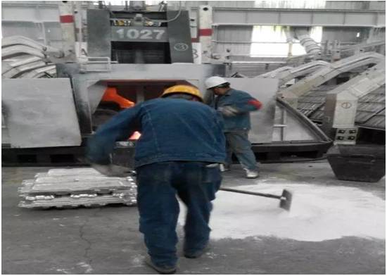 加強(qiáng)法治觀念、保障安全生產(chǎn)  嚴(yán)抓細(xì)管助推電解鋁安全生產(chǎn)新局面