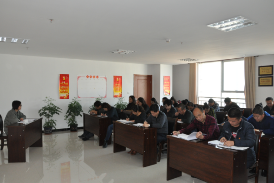 集團(tuán)黨委委員、副總經(jīng)理劉玲同志宣講黨的十九大精神