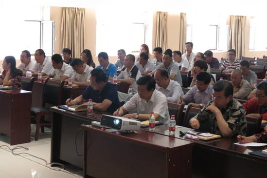 加強業(yè)務(wù)培訓(xùn)，提升工作能力