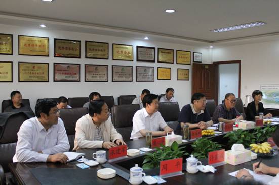 省委常委、副省長(zhǎng)駱玉林實(shí)地考察物產(chǎn)集團(tuán)&ldquo;雙百&rdquo;行動(dòng)重點(diǎn)項(xiàng)目